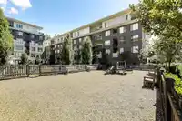 215 15825 85 AVENUE - thumbnail 22