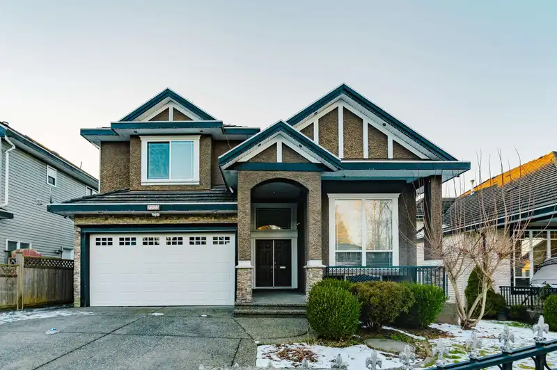 7775 147 STREET - photo 1 of 39