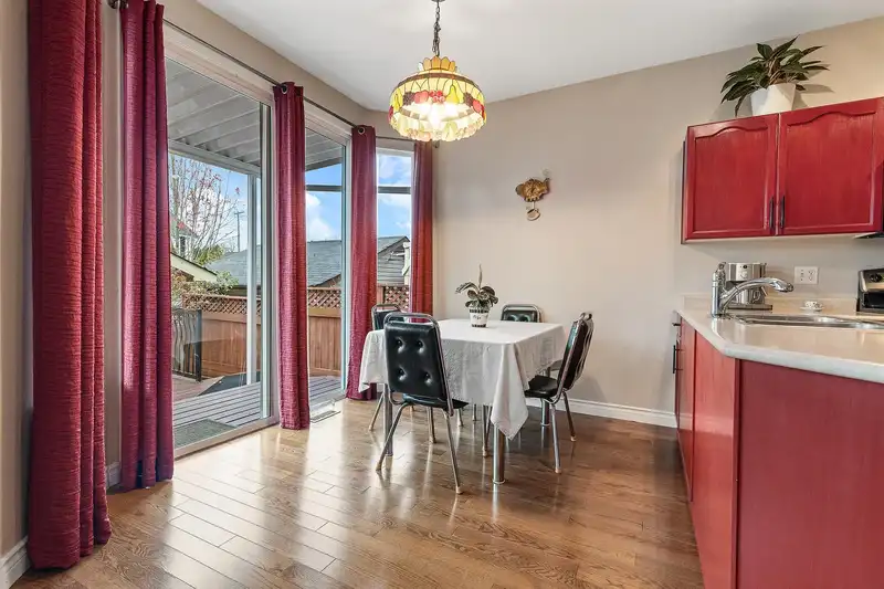 6555 184A STREET - photo 3 of 38