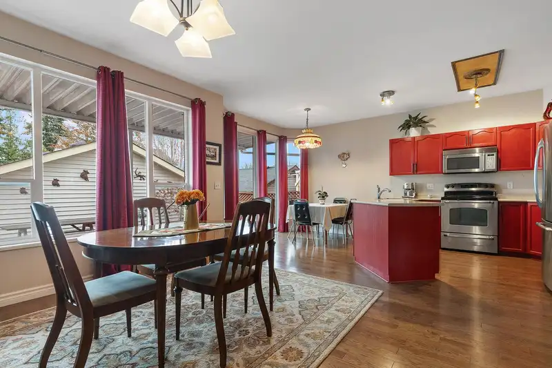 6555 184A STREET - photo 4 of 38
