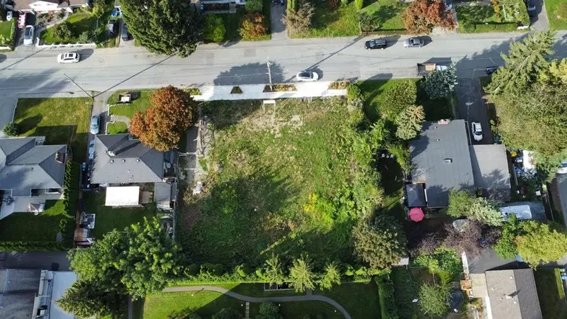 33730 MAYFAIR AVENUE - photo 1 of 5