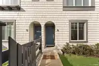 35 8168 136A STREET - thumbnail 40