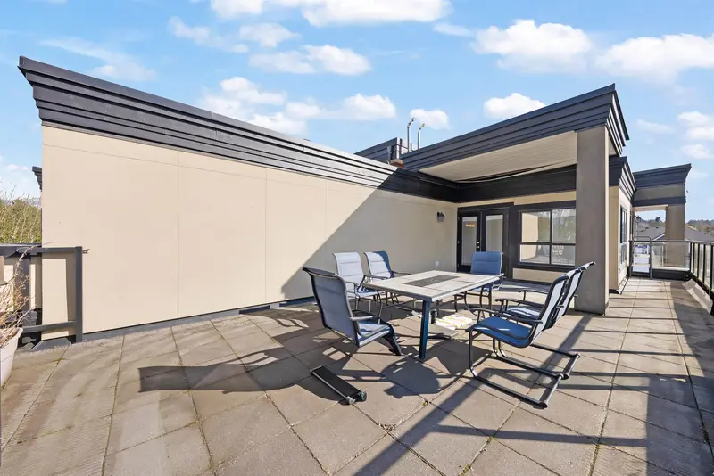 503 2191 SHAUGHNESSY STREET - photo 1 of 25