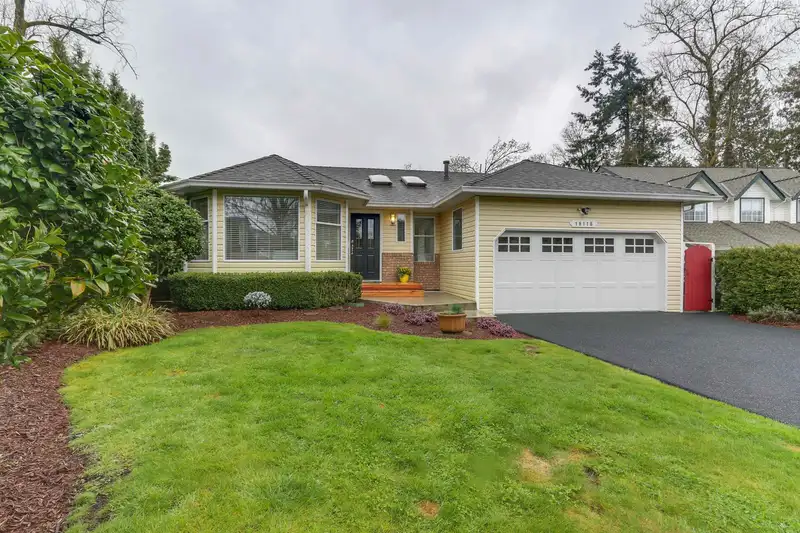 18118 CLAYTONWOOD CRESCENT - photo 3 of 21