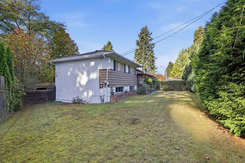 13002 OLD YALE ROAD - photo 4 of 25