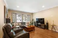 9158 161 STREET - thumbnail 3