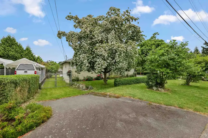 15173 CANARY DRIVE - photo 4 of 25