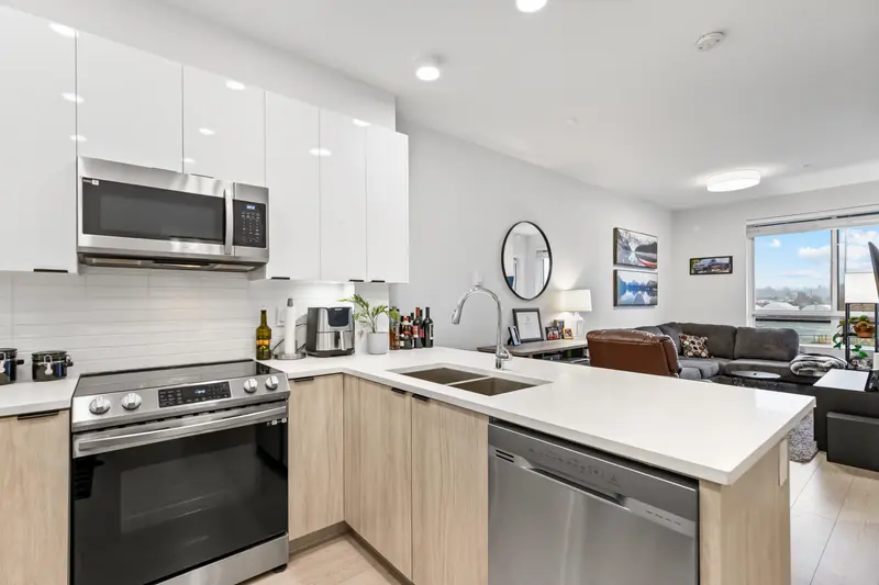 314 20360 LOGAN AVENUE - photo 1 of 25