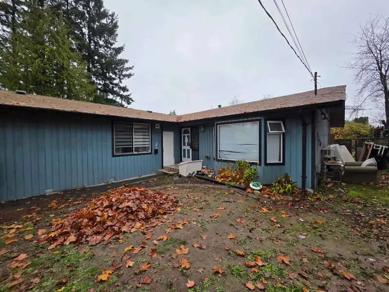 8899 128TH STREET - photo 1 of 11