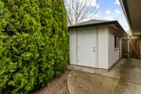 8129 154B STREET - thumbnail 34