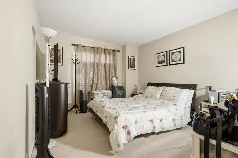 69 8888 151 STREET - photo 2 of 25