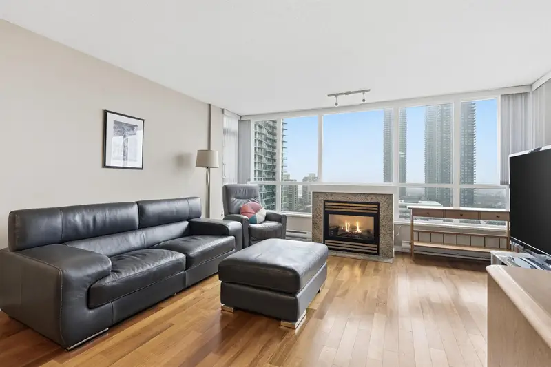 1504 2138 MADISON AVENUE - photo 4 of 24