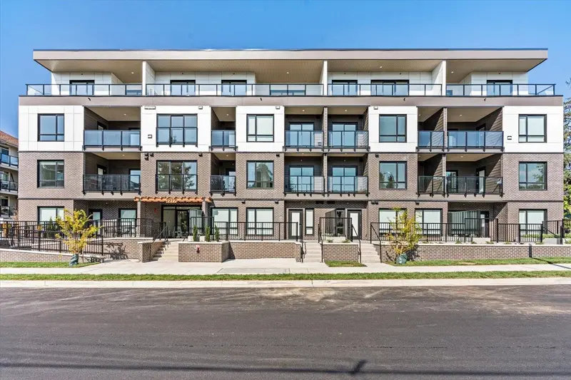 204 2277 HAWTHORNE AVENUE - photo 1 of 22