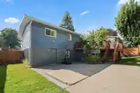 5846 179A STREET - thumbnail 25