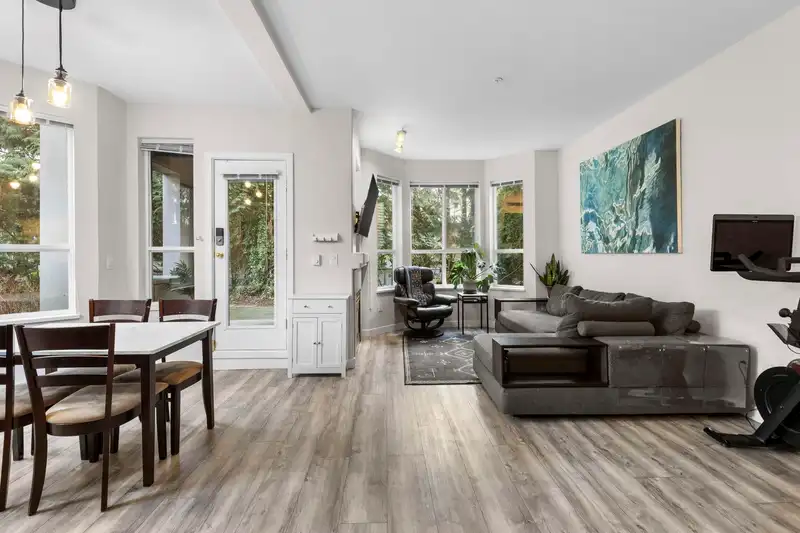 127 9979 140 STREET - photo 2 of 33