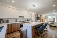 11 5858 132 STREET - thumbnail 16