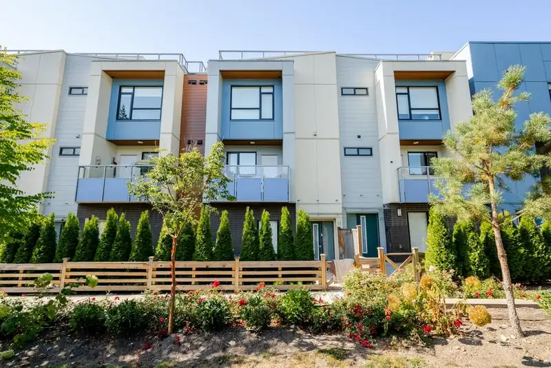 11 5858 132 STREET - photo 3 of 36