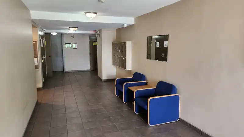 306 9952 149 STREET - photo 3 of 28