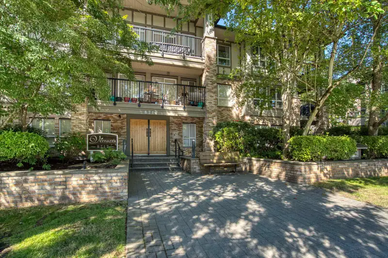 407 8717 160 STREET - photo 2 of 32