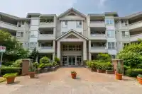 215 8139 121A STREET - thumbnail 1
