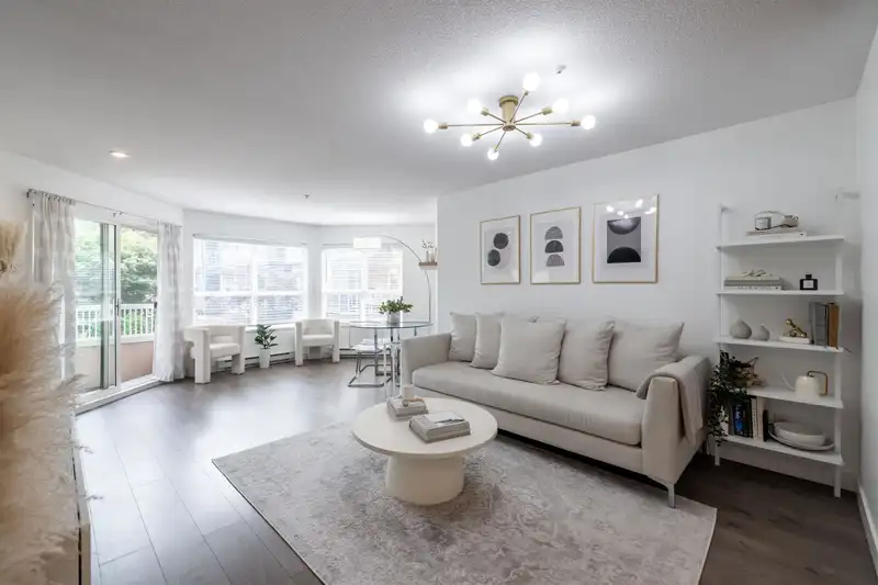 215 8139 121A STREET - photo 2 of 32