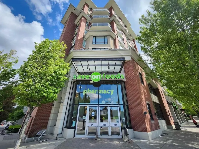 405 4028 KNIGHT STREET - photo 3 of 25