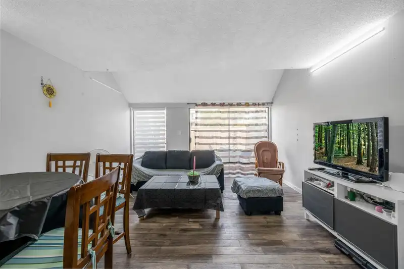 47 17708 60 AVENUE - photo 2 of 17