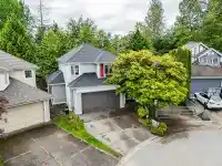 7458 147A STREET - thumbnail 1