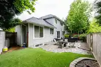 7458 147A STREET - thumbnail 37