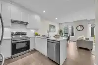 18 8033 166B STREET - thumbnail 12