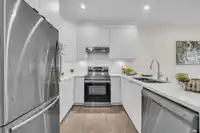 18 8033 166B STREET - thumbnail 13