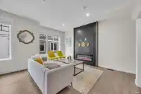 18 8033 166B STREET - thumbnail 9