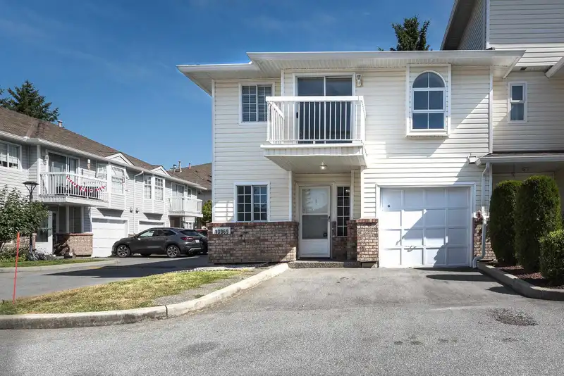 1 13969 70 AVENUE - photo 1 of 37
