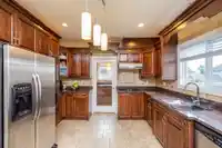 16492 104A AVENUE - thumbnail 11