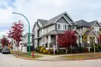 7251 196 STREET - thumbnail 1