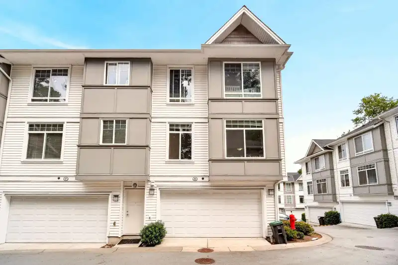 68 11267 133 STREET - photo 1 of 25