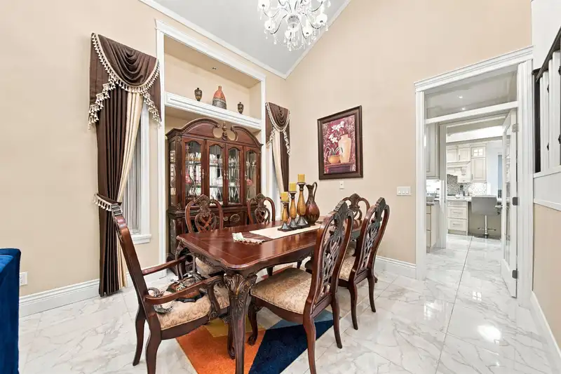 6345 128TH STREET - photo 4 of 25
