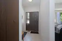 7340 TODD CRESCENT - thumbnail 5