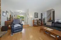7340 TODD CRESCENT - thumbnail 8