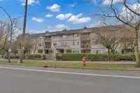 201 9865 140 STREET - thumbnail 32