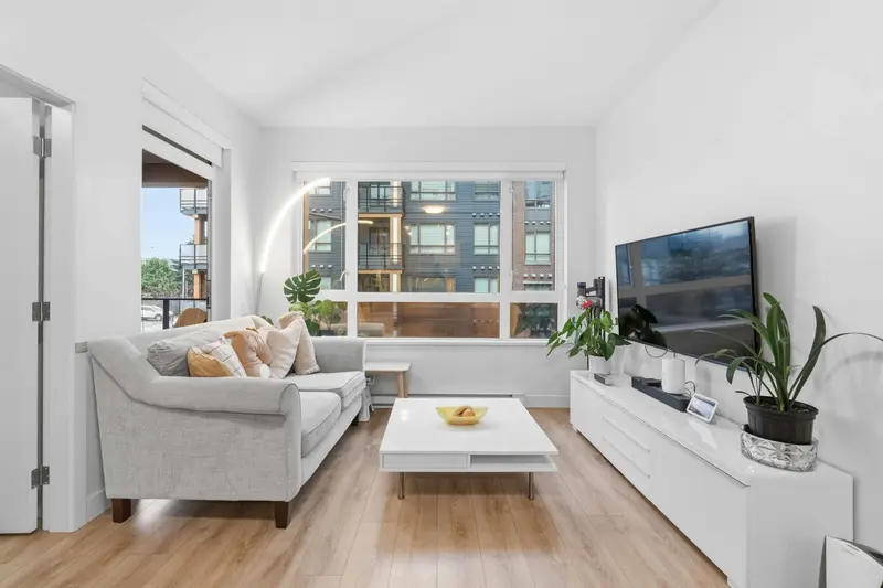 205 735 ANSKAR COURT - photo 1 of 25