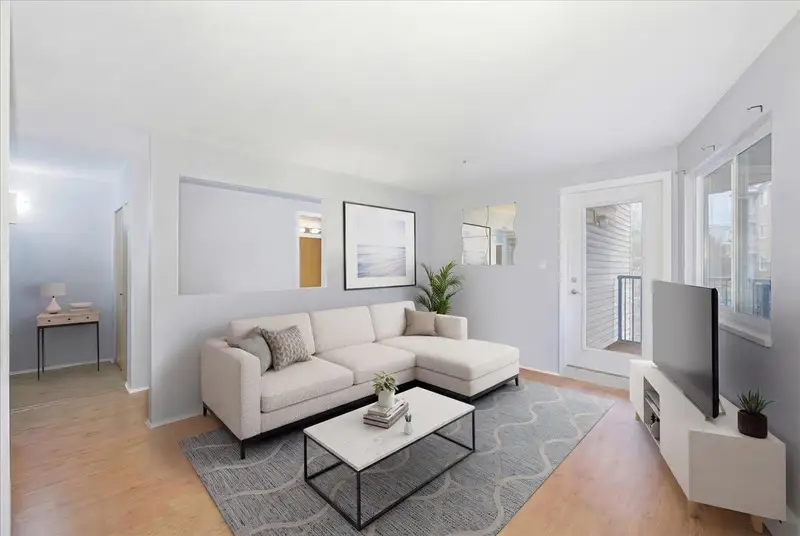 311 11595 FRASER STREET - photo 1 of 11