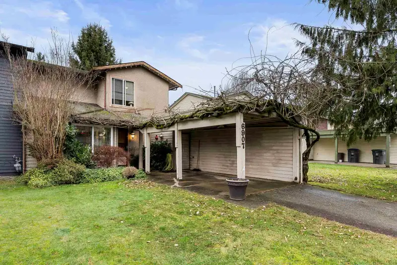 6907 134A STREET - photo 1 of 32