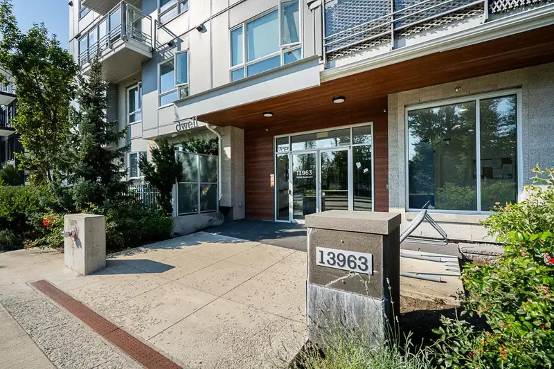 519 13963 105 BOULEVARD - photo 4 of 37