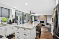8277 153B STREET - thumbnail 12