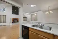 4 9771 152B STREET - thumbnail 5