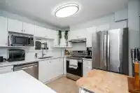 212 12733 72 AVENUE - thumbnail 2