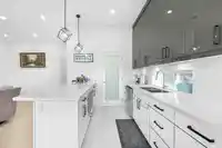 7051 194A STREET - thumbnail 15