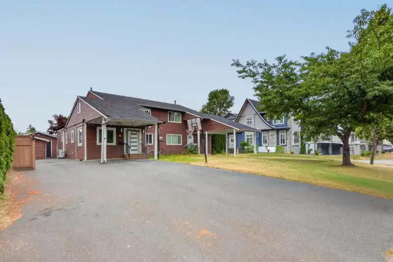 9441 132A STREET - photo 1 of 31