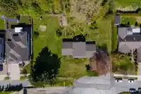 14971 76A AVENUE - thumbnail 2